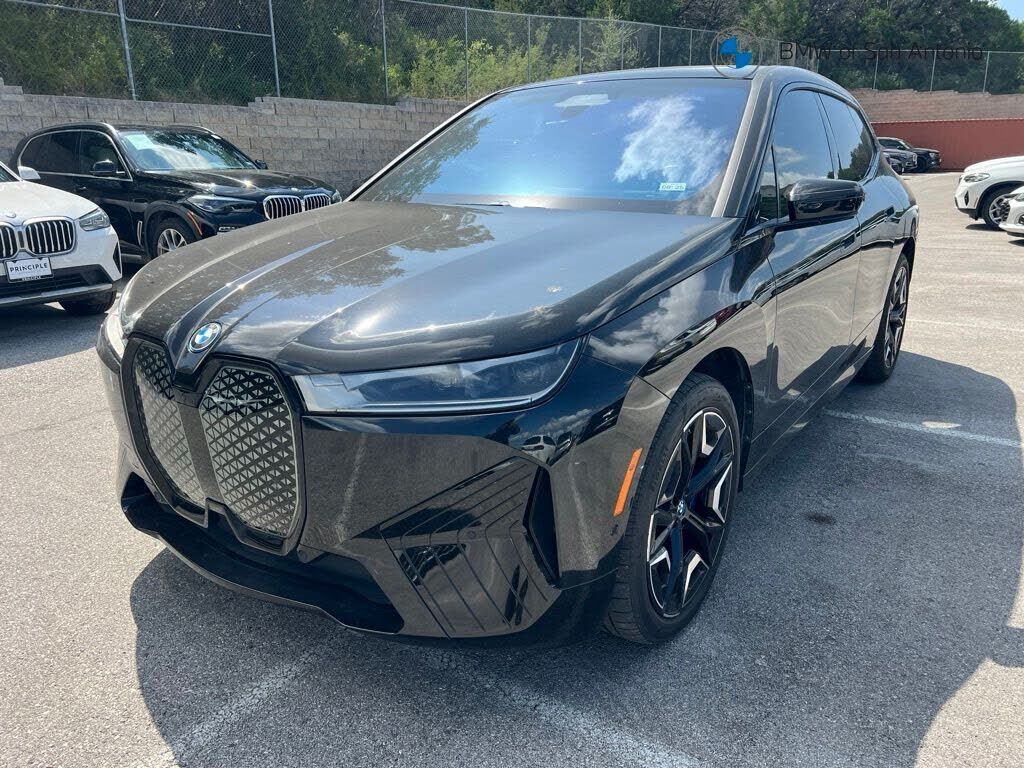 2024 BMW ix