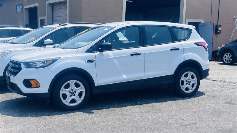 2018 FORD Escape
