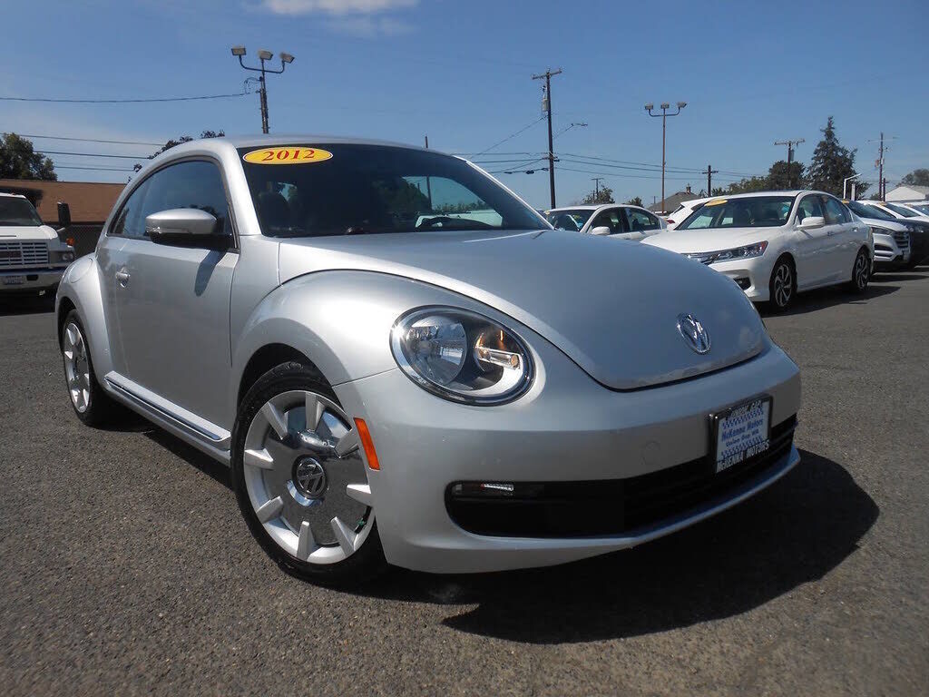 2012 VOLKSWAGEN Beetle