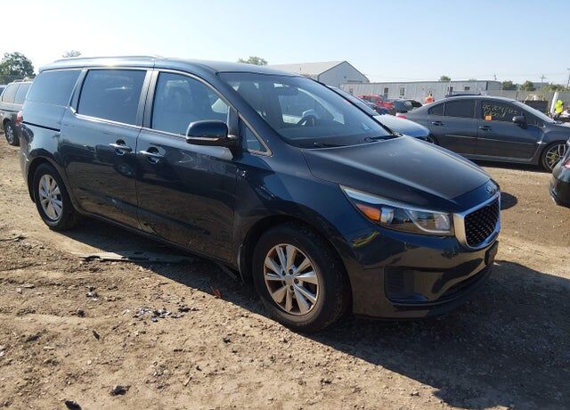 2016 KIA Sedona