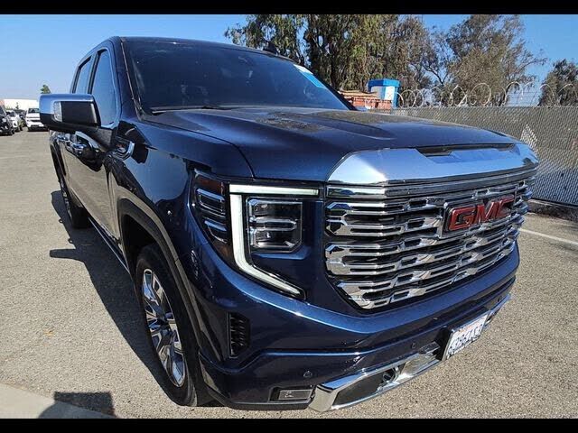 2023 GMC Sierra