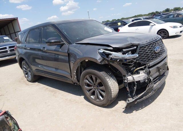 2021 FORD Explorer
