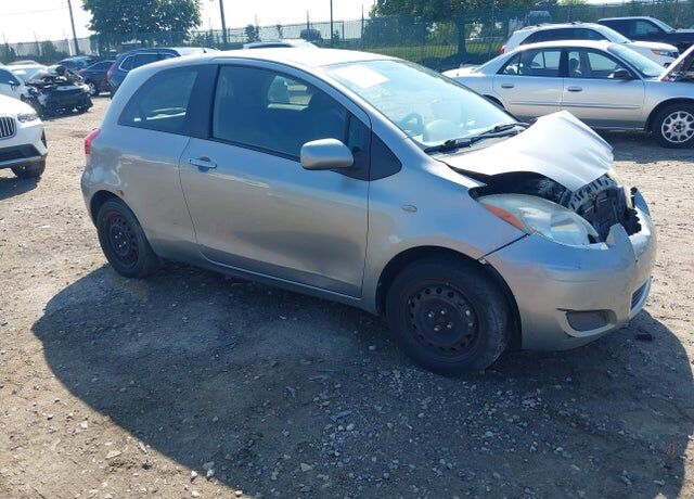 2010 TOYOTA Yaris