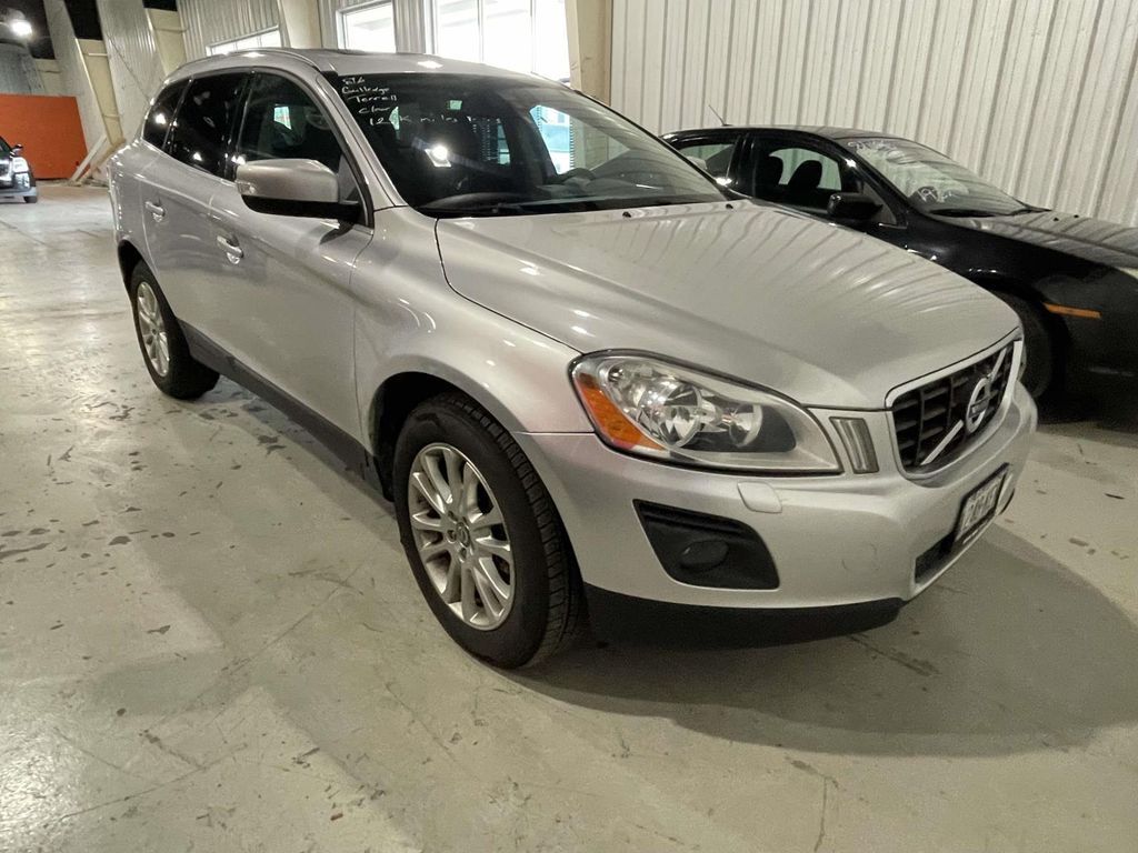 2010 VOLVO XC60