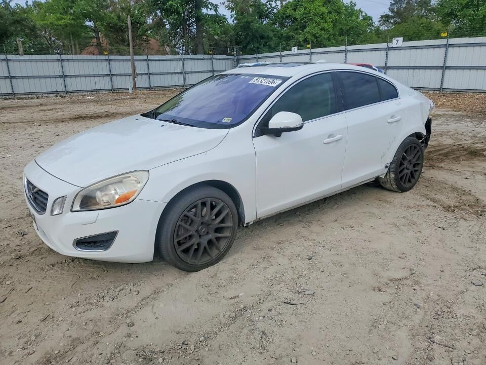 2013 VOLVO S60