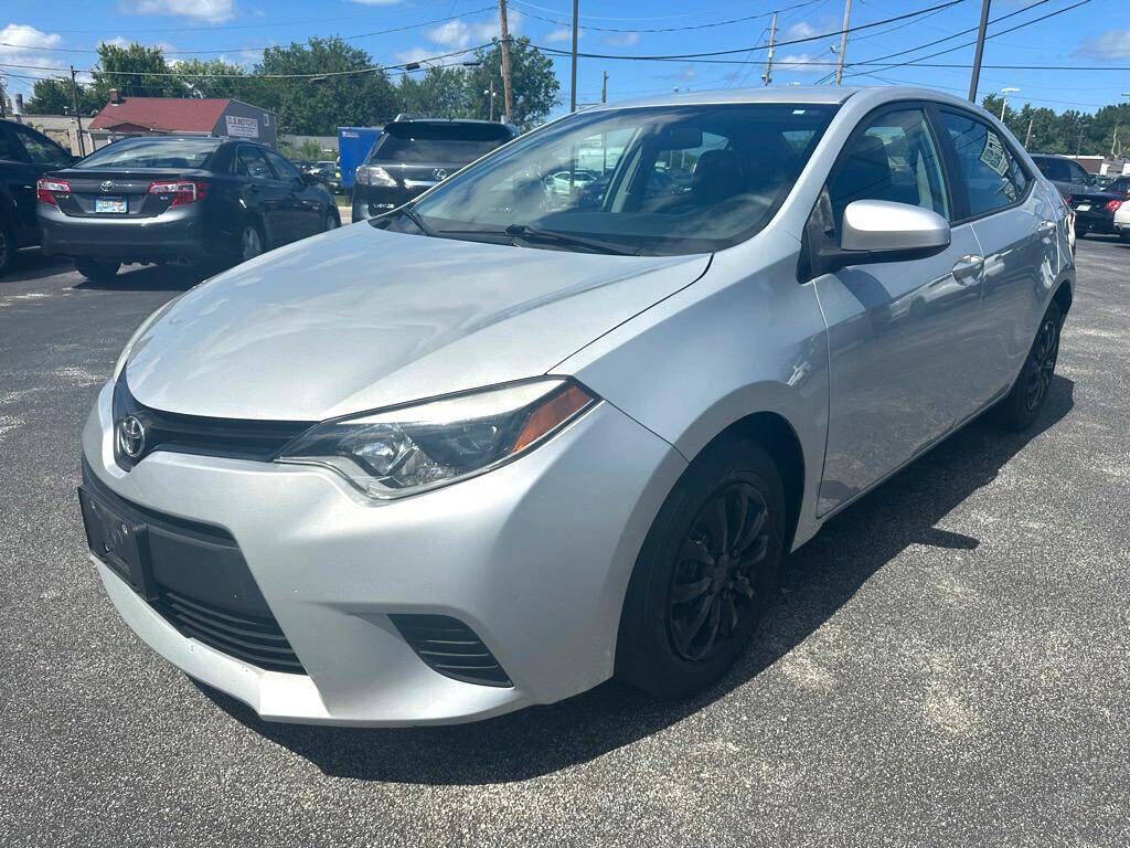 2015 TOYOTA Corolla