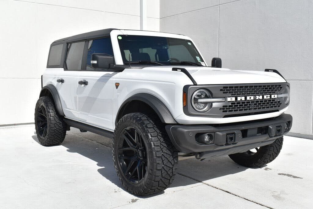 2023 FORD Bronco