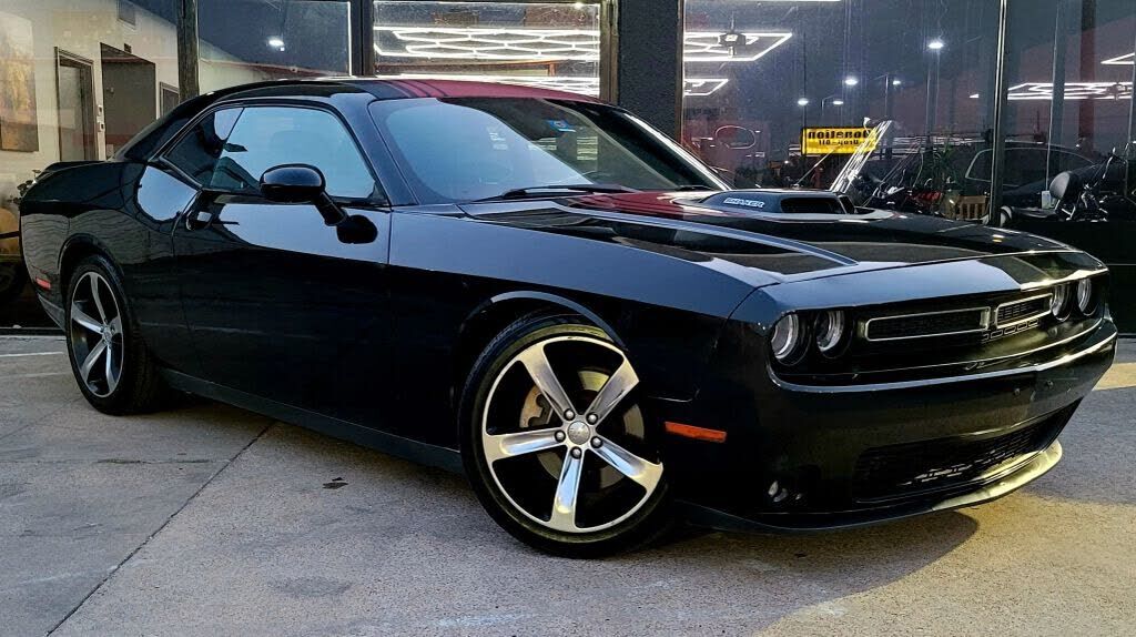 2015 DODGE Challenger
