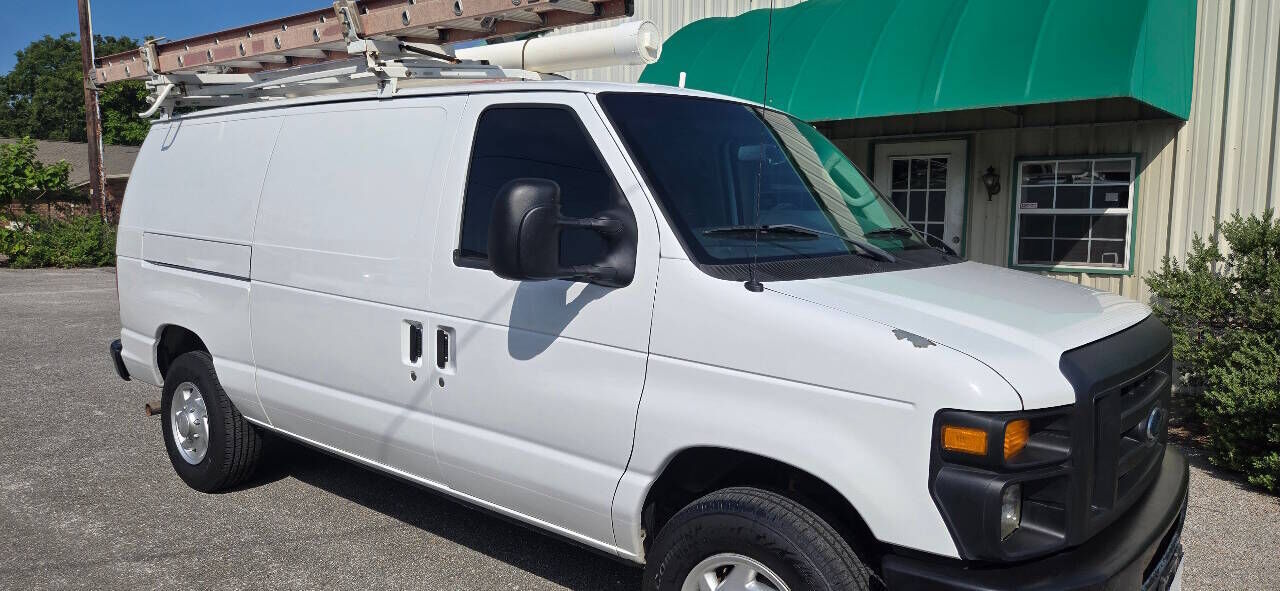 2013 FORD E-250