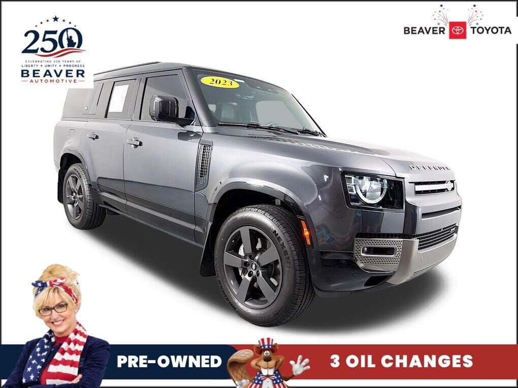 2023 LAND ROVER Defender