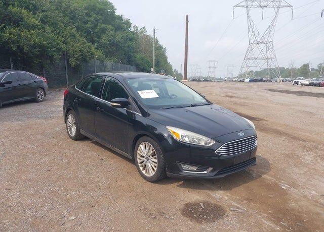 2017 FORD Focus