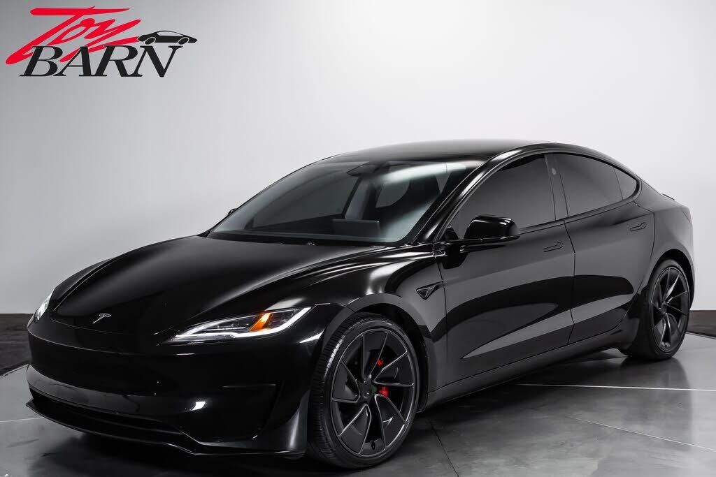 2025 TESLA Model 3