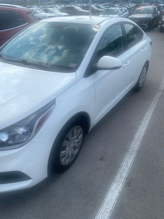2021 HYUNDAI Accent