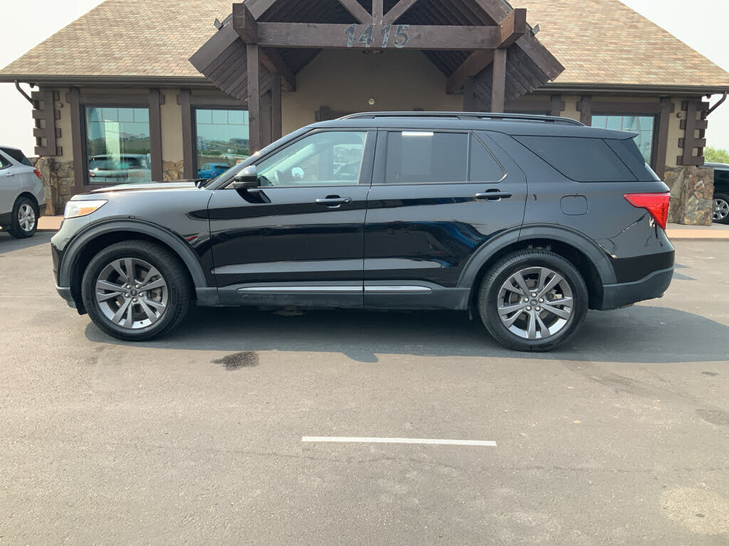 2023 FORD Explorer
