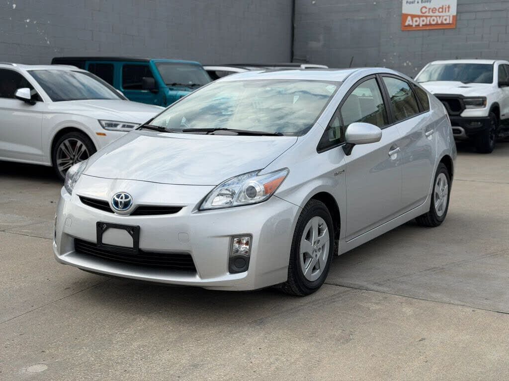 2011 TOYOTA PRIUS