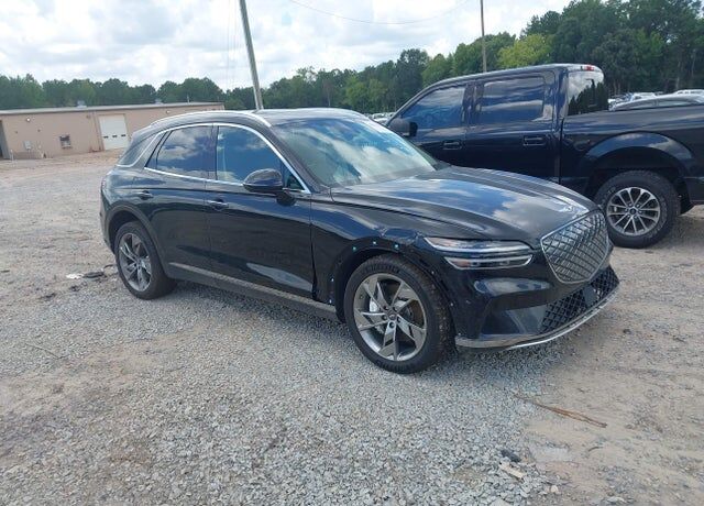 2025 GENESIS GV70