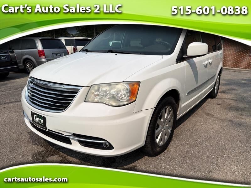 2014 CHRYSLER Town and Country