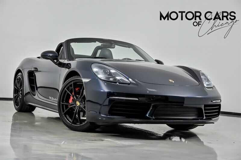 2018 PORSCHE 718
