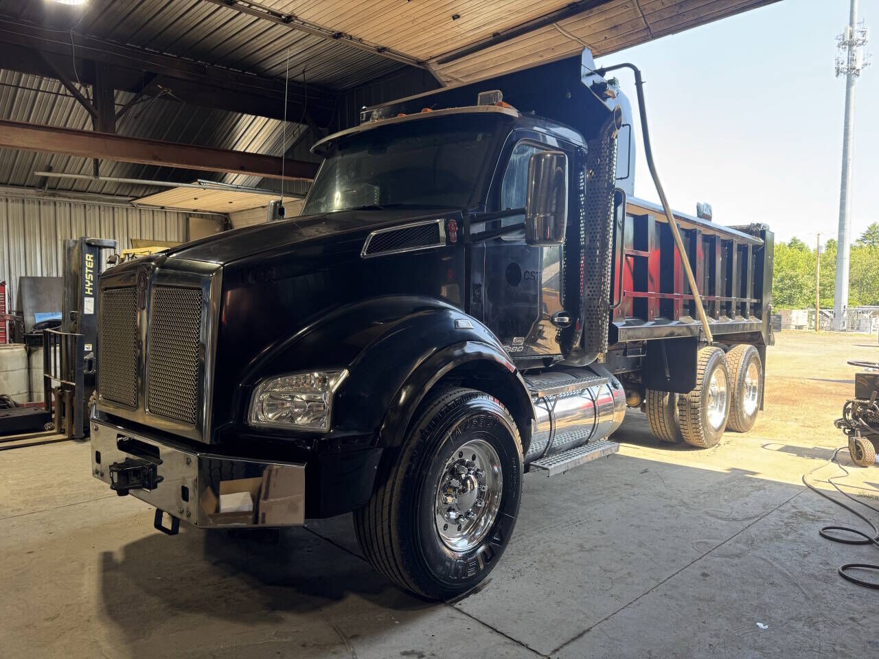 2021 KENWORTH T880