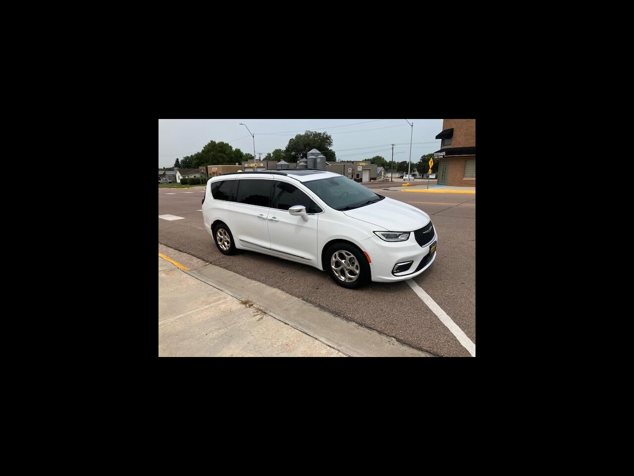 2022 CHRYSLER Pacifica
