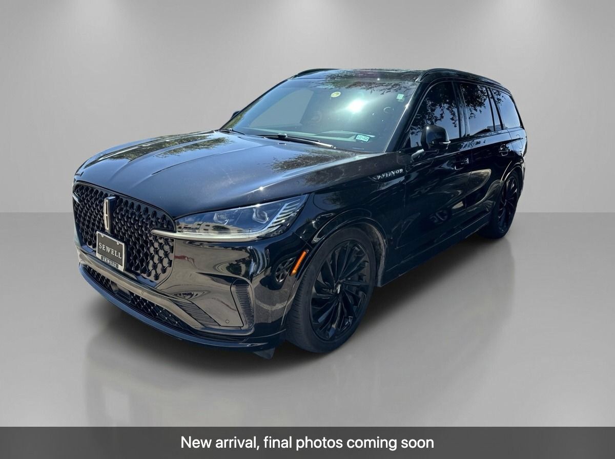 2025 LINCOLN Aviator