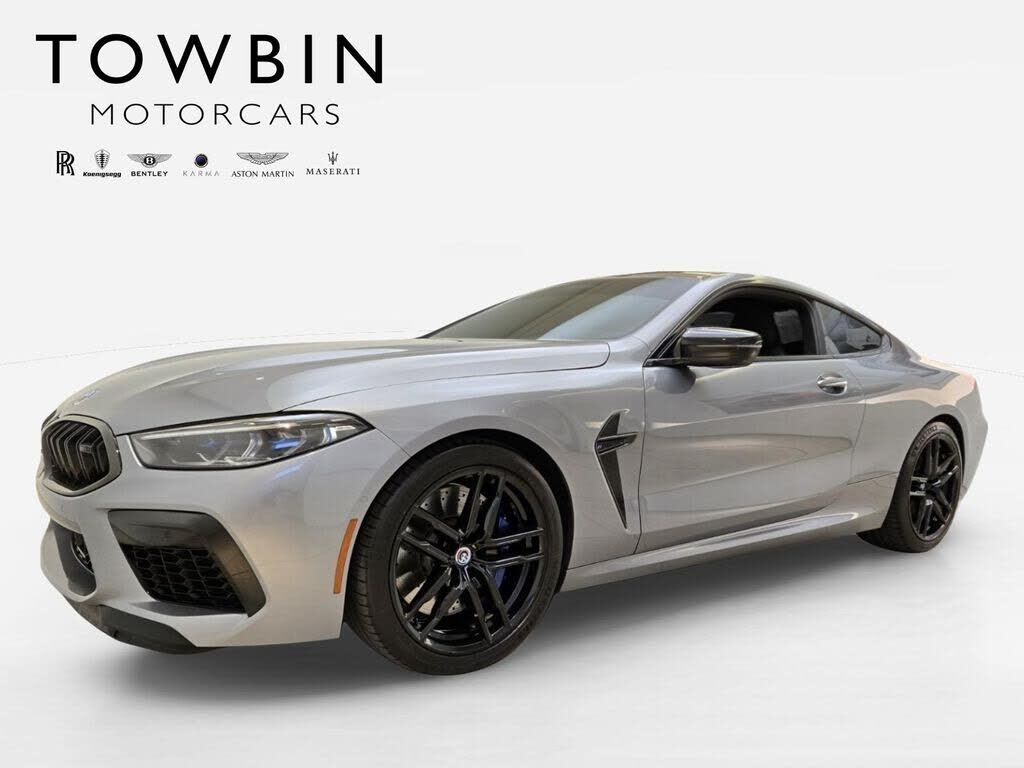 2023 BMW M8
