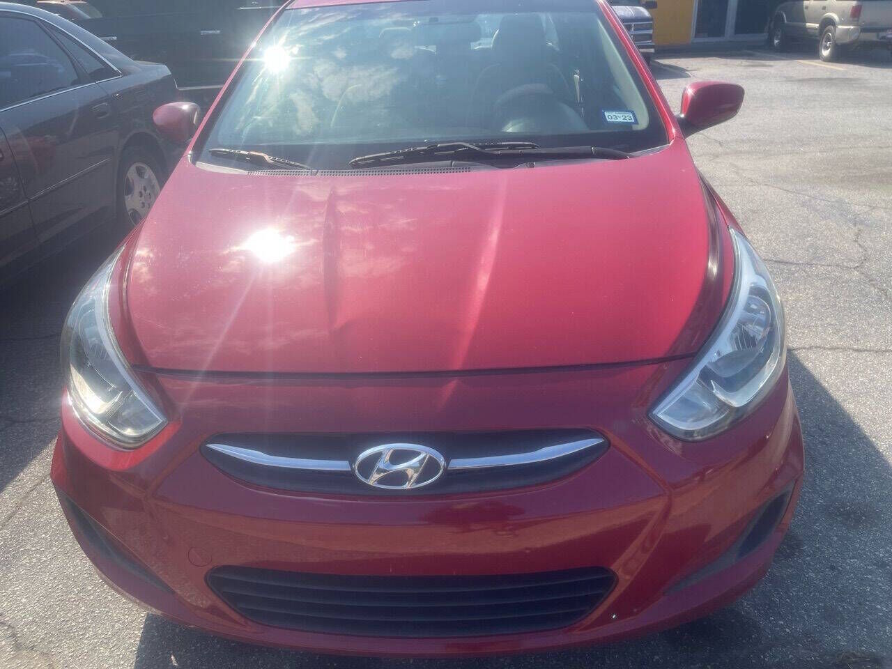 2016 HYUNDAI Accent