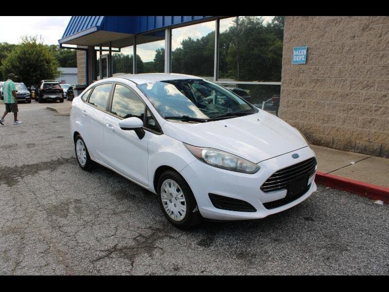 2014 FORD Fiesta