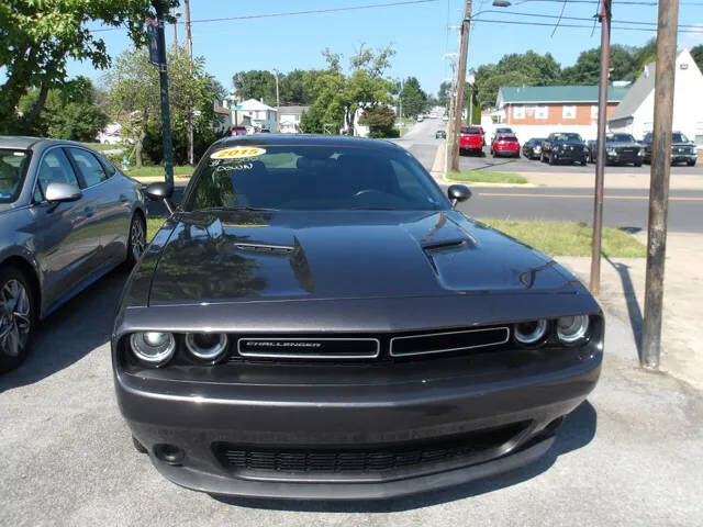 2015 DODGE Challenger