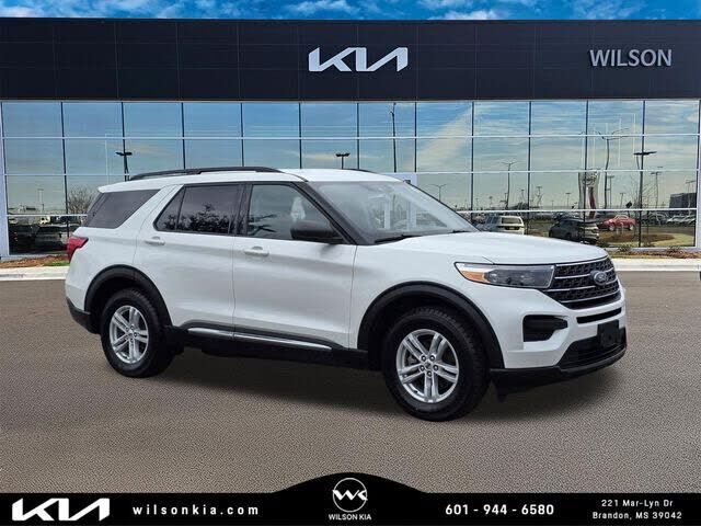 2023 FORD Explorer
