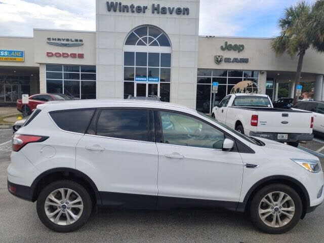 2017 FORD Escape