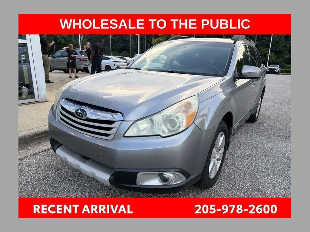 2011 SUBARU Outback