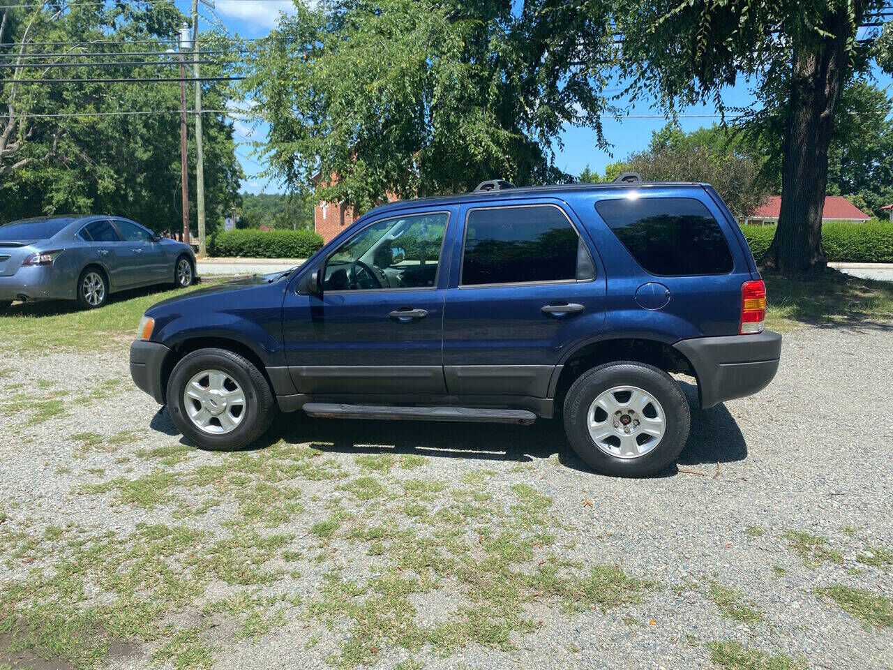 2004 FORD Escape