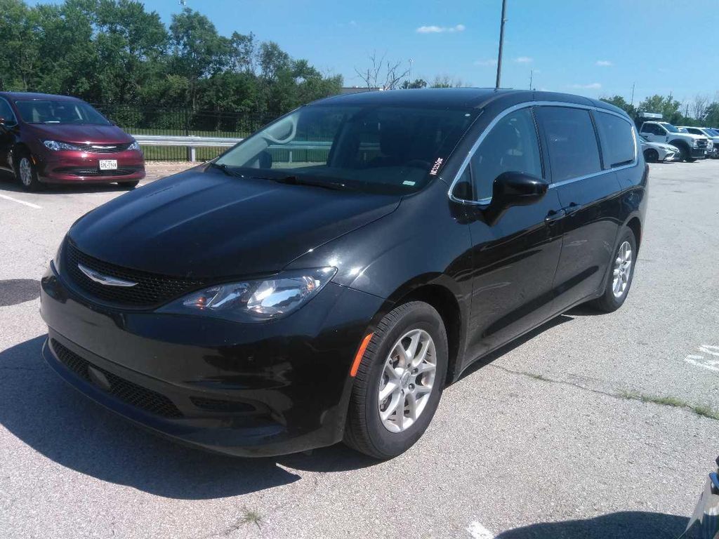 2022 CHRYSLER Pacifica