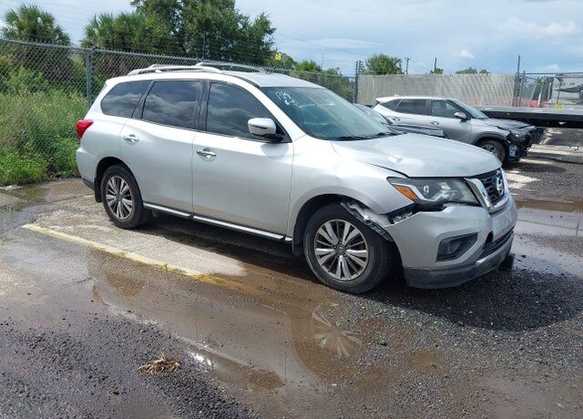 2020 NISSAN Pathfinder
