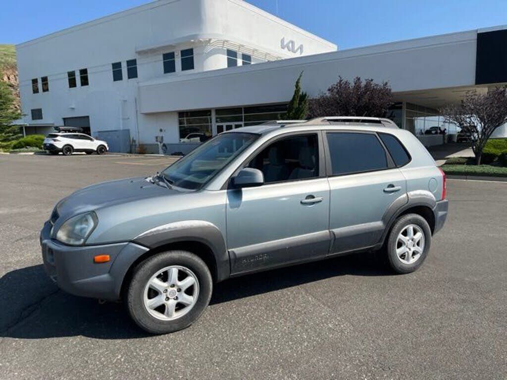 2005 HYUNDAI Tucson