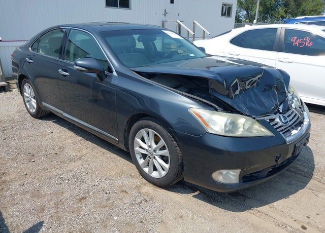 2011 LEXUS ES