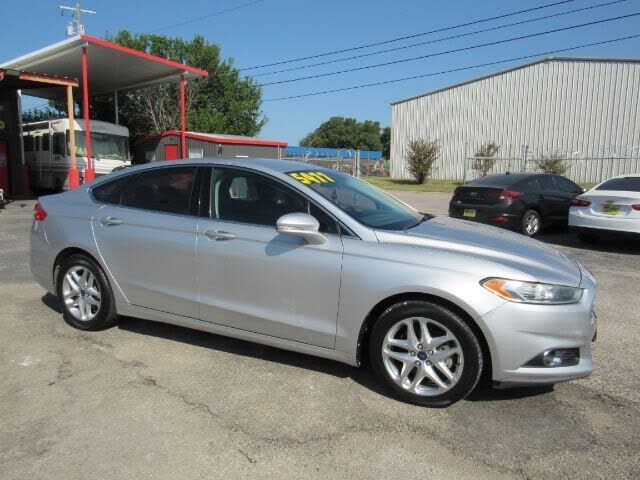 2013 FORD Fusion