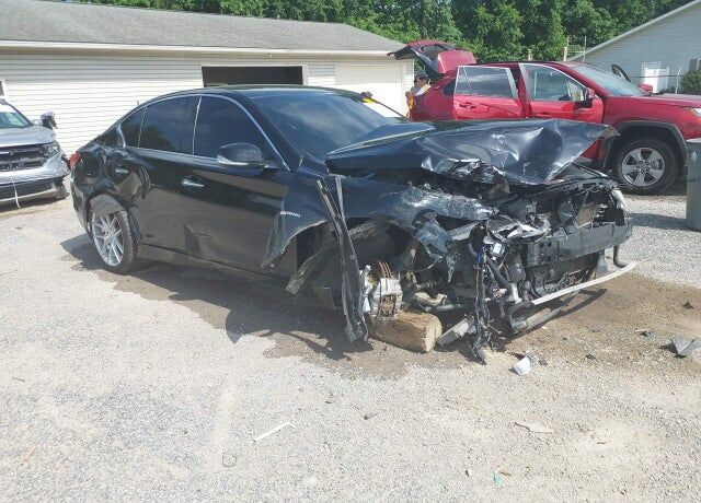 2014 INFINITI Q50