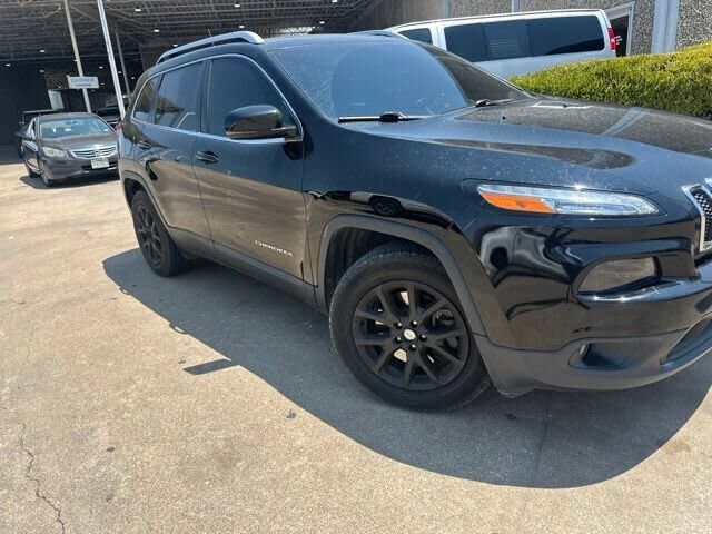 2017 JEEP Cherokee