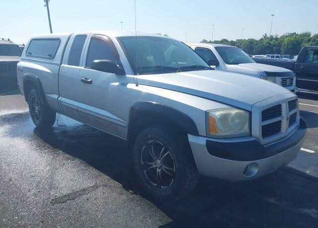 2007 DODGE Dakota