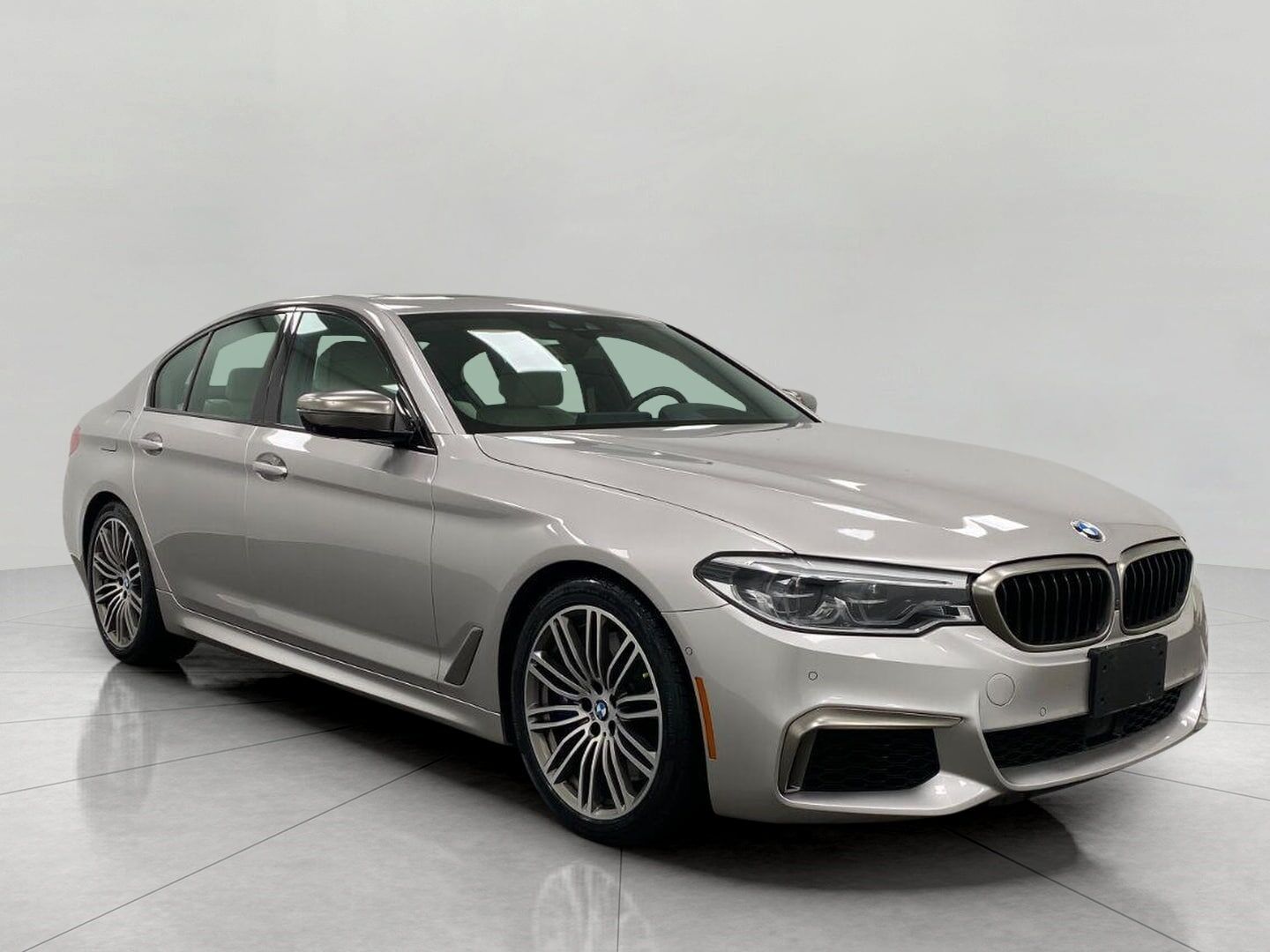 2019 BMW M5