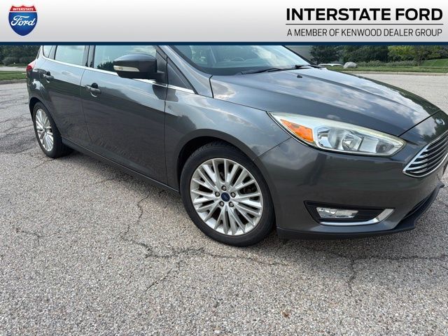 2017 FORD Focus
