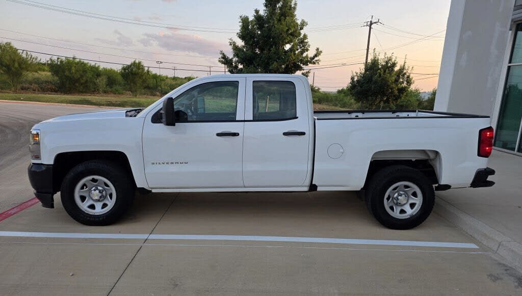 2017 CHEVROLET Silverado