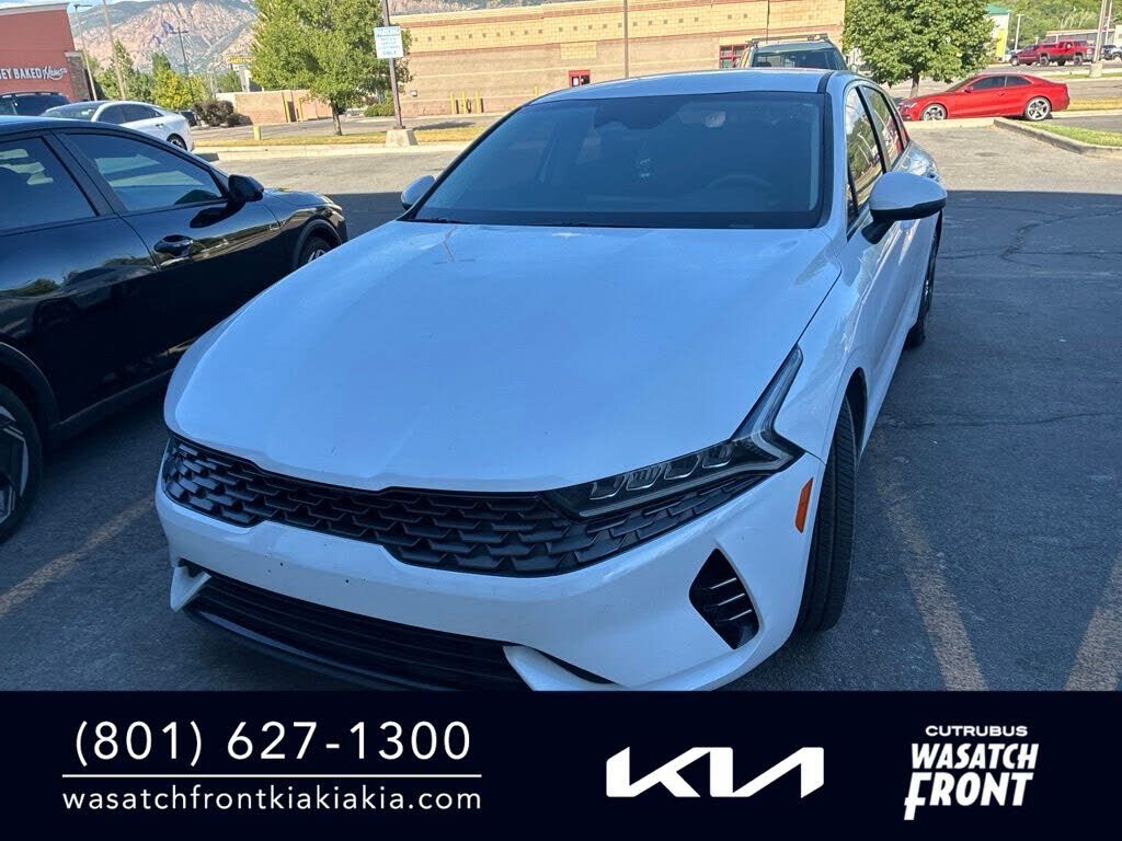 2022 KIA K5