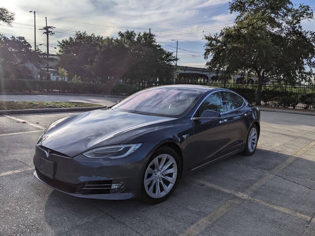 2017 TESLA Model S