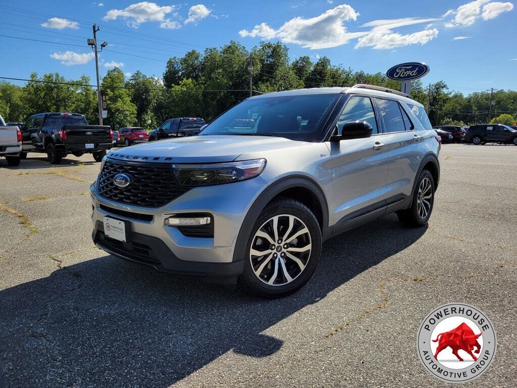 2023 FORD Explorer