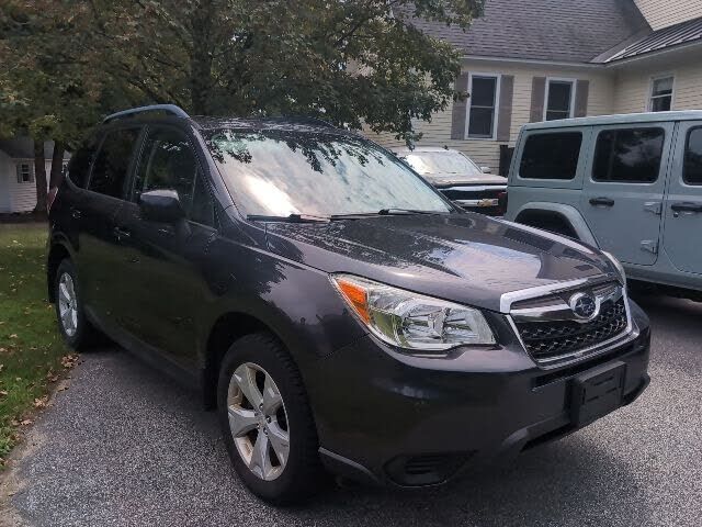 2016 SUBARU Forester