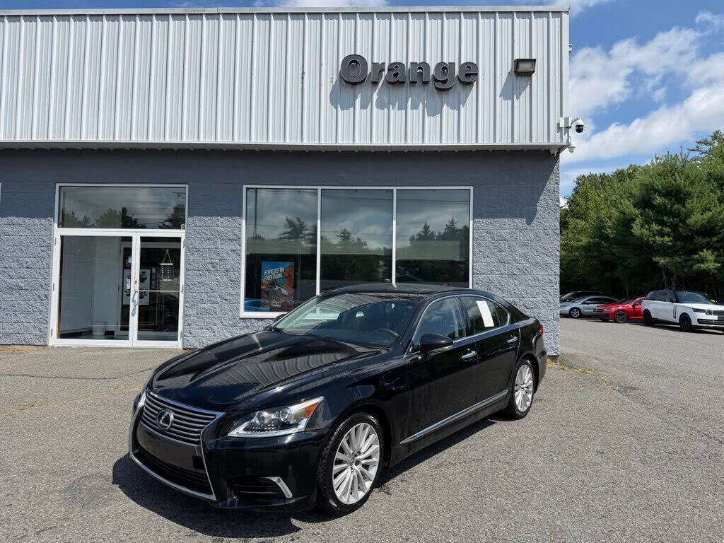 2017 LEXUS LS
