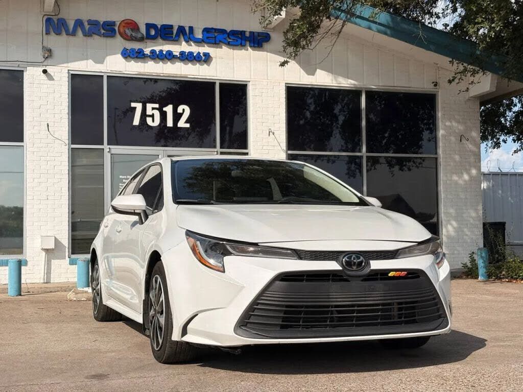 2023 TOYOTA Corolla